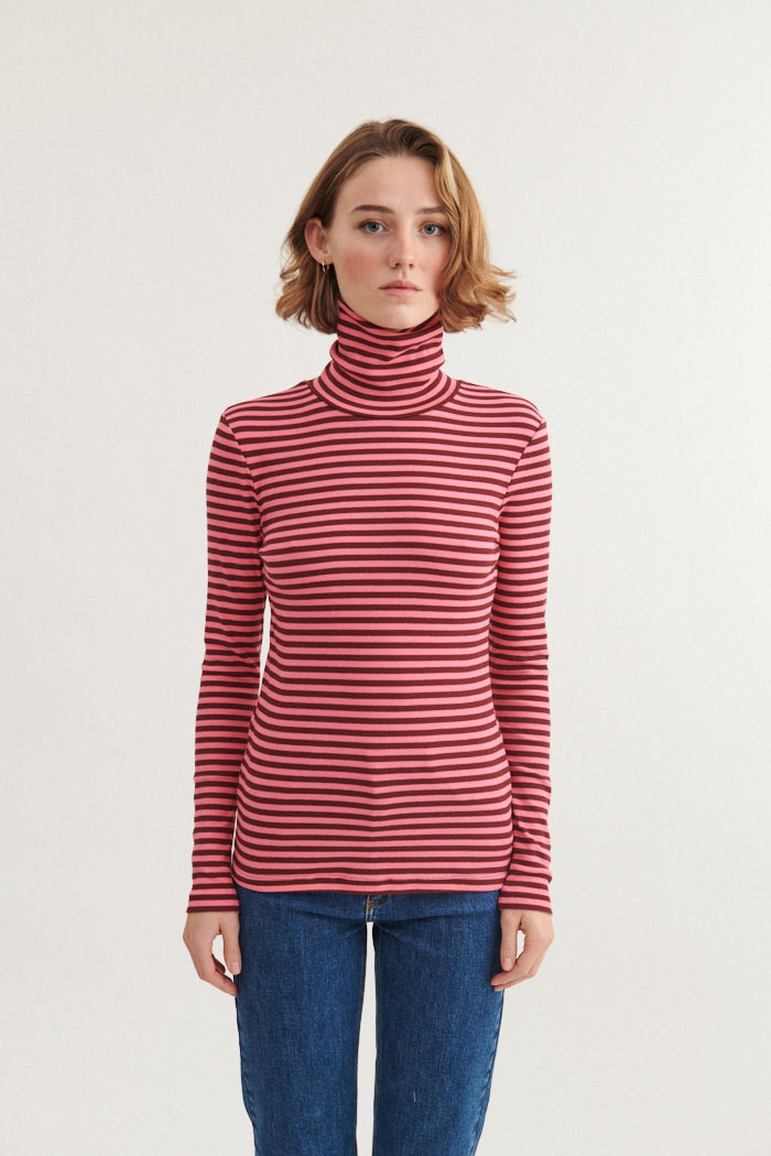 Basic Apparel Ludmilla High-neck T-shirts 796 Bubble gum/Bordeaux Truffle